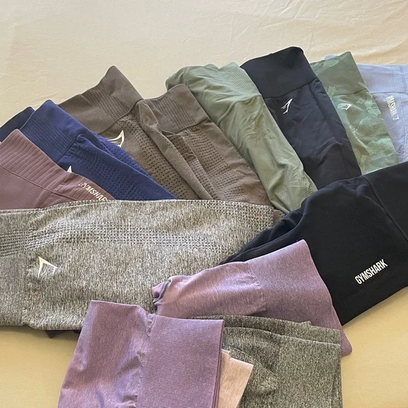 Gymshark lot Leggings + shorts - Picture 1 of 6